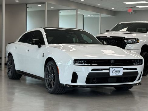 New 2026 Dodge Charger Scat Pack w/ Blacktop Package AWD/4WD image 2