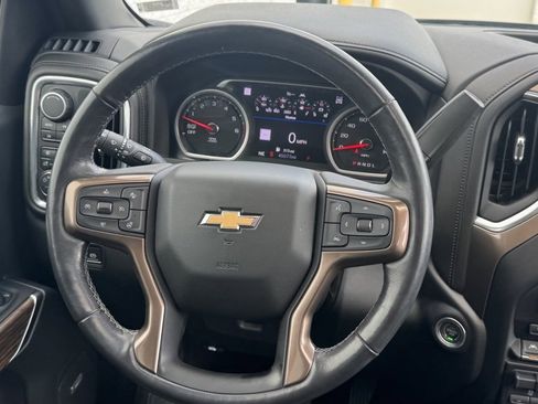 Used 2019 Chevrolet Silverado 1500 High Country w/ Technology Package image 18