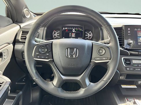 Certified 2023 Honda Passport TrailSport image 19