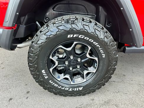 Used 2021 Jeep Wrangler Unlimited Rubicon 4xe w/ Cold Weather Group image 16