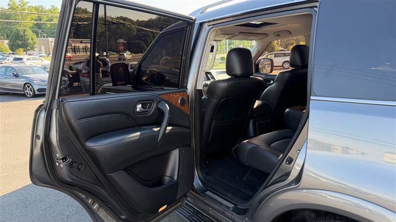 Used 2019 INFINITI QX80 Luxe AWD/4WD image 43