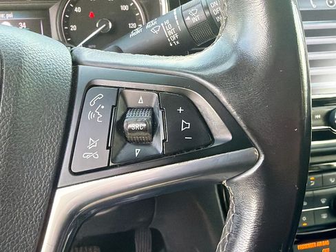 Used 2019 Buick Encore Preferred FWD image 35