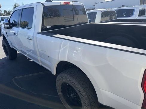 Certified 2022 Ford F250 Platinum image 2