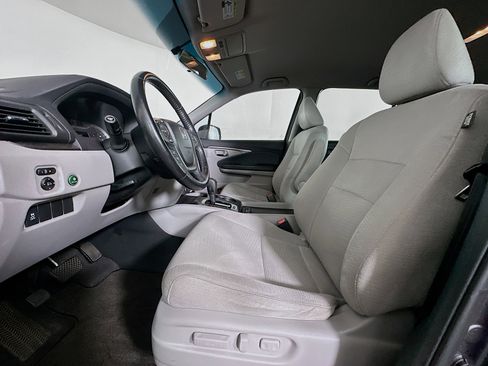 Used 2016 Honda Pilot EX image 13