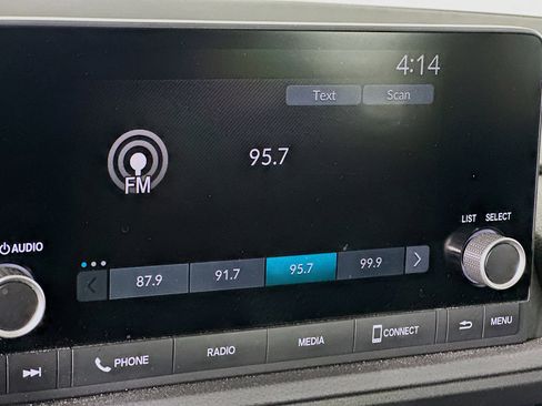 Used 2025 Honda CR-V LX image 21