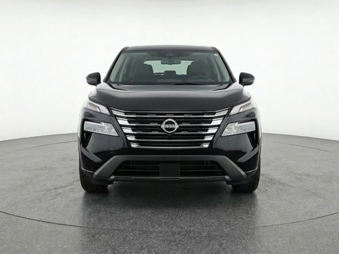 Used 2025 Nissan Rogue SV AWD/4WD image 2