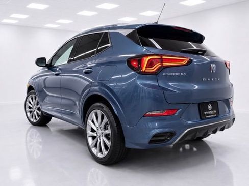 Used 2024 Buick Encore GX Avenir w/ Avenir Convenience Package FWD image 4