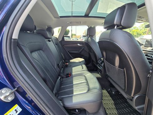Used 2021 Audi Q5 2.0T Premium w/ Convenience Package AWD/4WD image 15