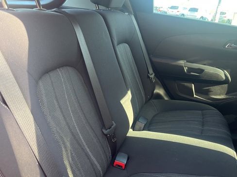 Used 2015 Chevrolet Sonic LT image 14