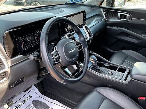 Used 2022 Kia Sorento S w/ Panoramic Sunroof Package FWD image 17
