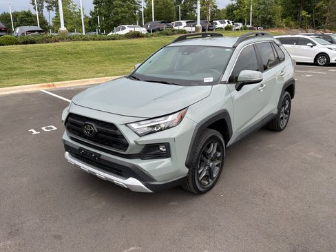 Used 2022 Toyota RAV4 Adventure AWD/4WD image 5
