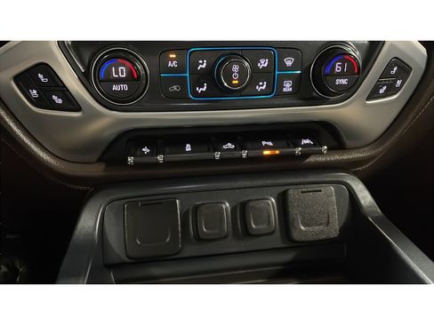 Used 2018 GMC Sierra 1500 SLT AWD/4WD image 14