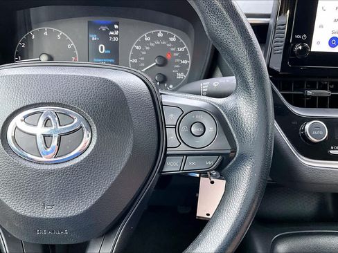 Used 2024 Toyota Corolla LE FWD image 25