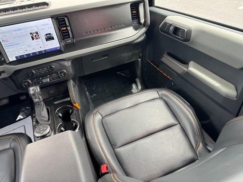 Used 2023 Ford Bronco Badlands AWD/4WD image 15