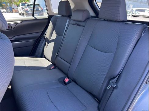 Used 2023 Toyota RAV4 LE FWD image 9