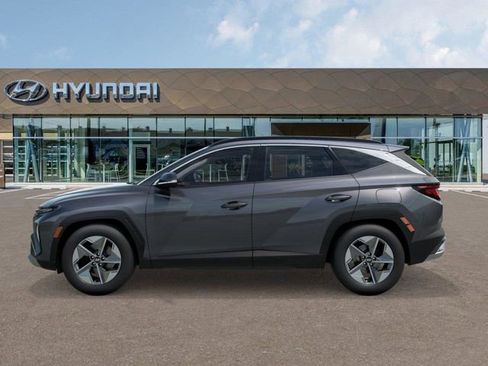 New 2026 Hyundai Tucson SEL image 3