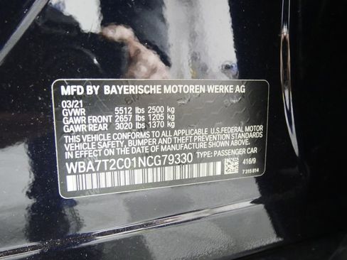 Used 2022 BMW 740i w/ M Sport Package image 30