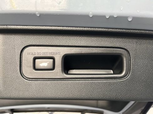 Used 2024 Honda Pilot TrailSport image 14