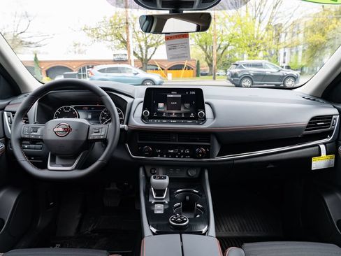New 2026 Nissan Rogue SV AWD/4WD image 9