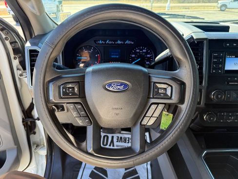 Used 2022 Ford F350 XL w/ Power Equipment Group image 19