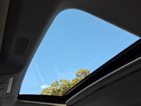 Certified 2024 Lexus ES 350 w/ Premium Package image 19