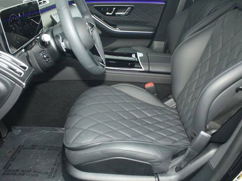 Used 2025 Mercedes-Benz S 580 4MATIC Sedan image 22