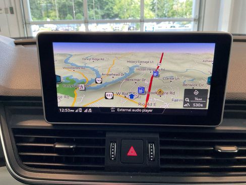 Used 2018 Audi SQ5 Prestige AWD/4WD image 23