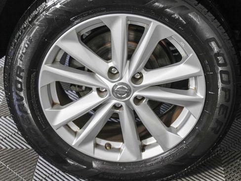 Used 2018 Nissan Rogue Sport S w/ S Appearance Package image 11