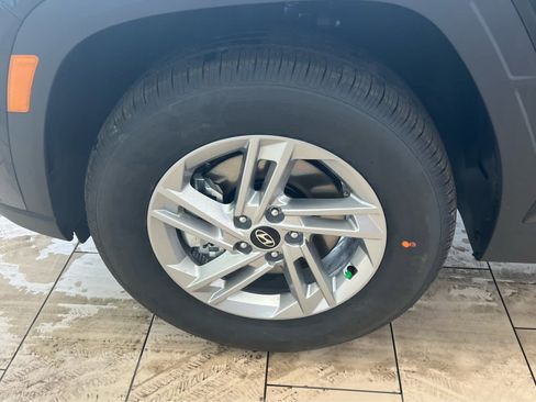 New 2026 Hyundai Tucson SE image 13