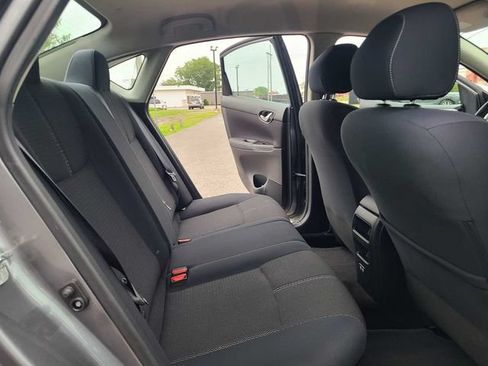 Used 2017 Nissan Sentra S FWD image 22