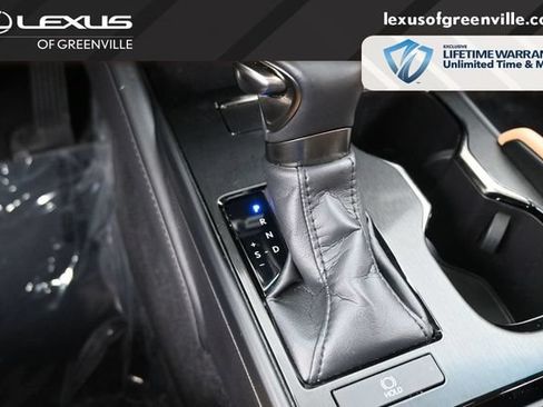 Certified 2023 Lexus ES 250 w/ Premium Package AWD/4WD image 16
