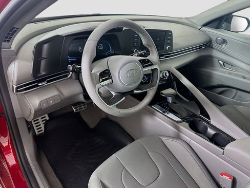 New 2026 Hyundai Elantra SEL Sport Premium FWD image 9
