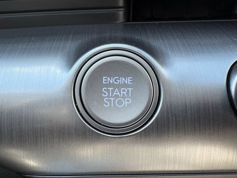 Used 2025 Hyundai Kona SEL image 20