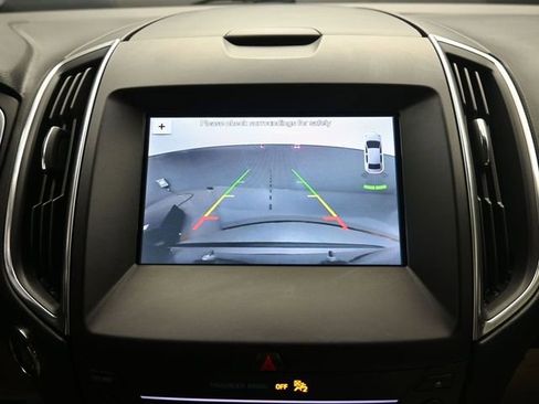 Used 2019 Ford Edge Titanium w/ Cold Weather Package image 12