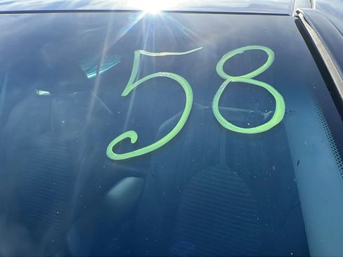 Used 2019 Toyota Camry SE image 32