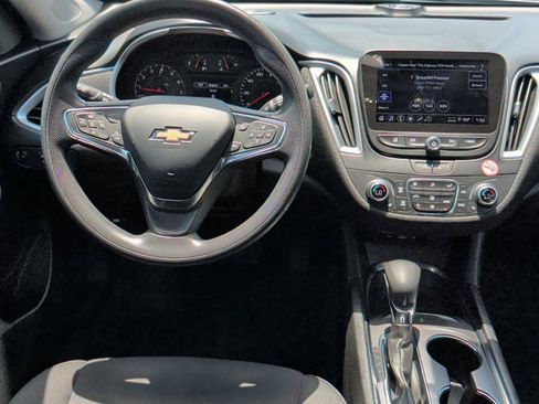 Used 2023 Chevrolet Malibu LT FWD image 28