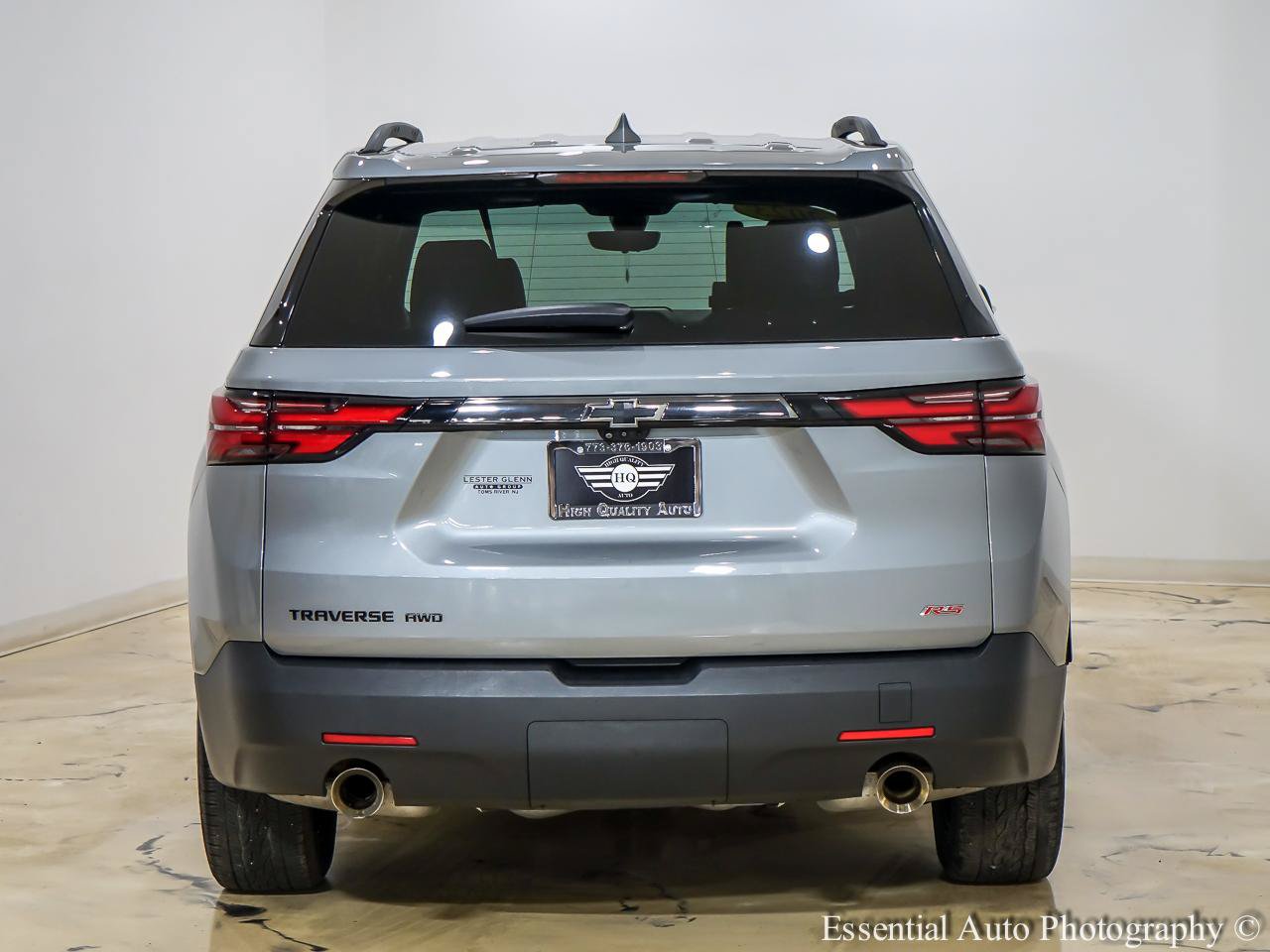 Used 2023 Chevrolet Traverse RS w/ LPO, Floor Liner Package AWD/4WD image 7