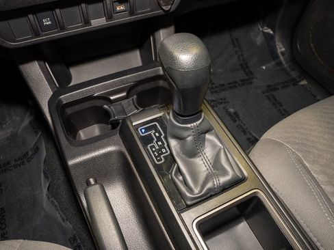 Used 2023 Toyota Tacoma SR image 15