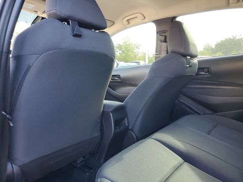 Used 2022 Toyota Corolla LE image 19