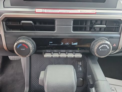 Certified 2026 Toyota 4Runner SR5 AWD/4WD image 22
