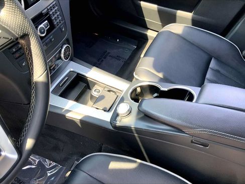 Used 2013 Mercedes-Benz GLK 350 4MATIC image 16