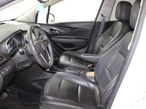 Used 2019 Buick Encore Essence image 16