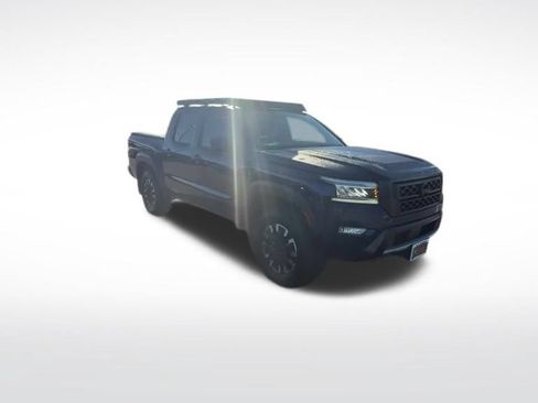 Used 2022 Nissan Frontier PRO-4X w/ Technology Package AWD/4WD image 7