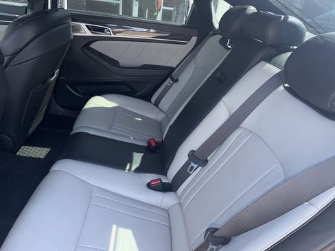 Used 2018 Genesis G80 3.3T Sport RWD image 3
