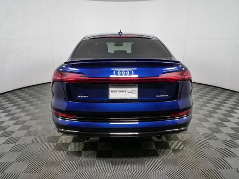 Used 2022 Audi e-tron Premium w/ Convenience Plus Package AWD/4WD image 8