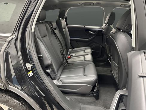 Used 2023 Audi Q7 3.0T Premium Plus w/ Premium Plus Package image 32