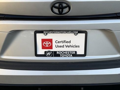 Certified 2025 Toyota Corolla SE image 38