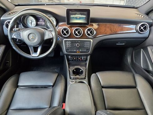 Certified 2017 Mercedes-Benz GLA 250 image 18