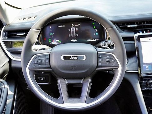 New 2023 Jeep Grand Cherokee 4WD 4xe image 21