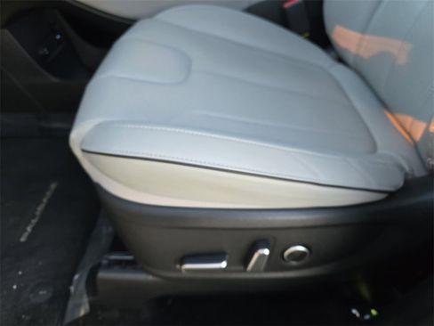 Used 2024 Hyundai Palisade SEL image 30